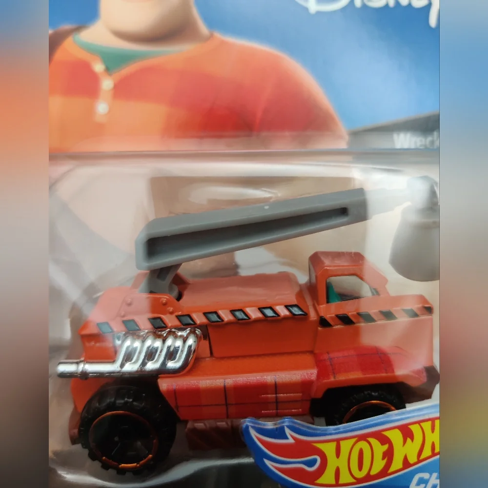 Disney Hot Wheels Wreck-It Ralph Character Car